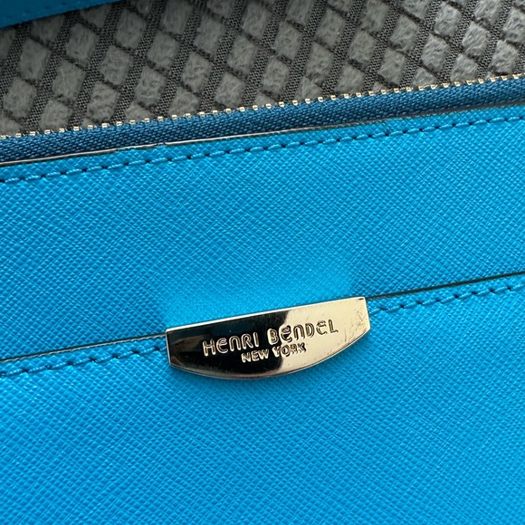 Henri Bendel W57th travel satchel excellent condition - Picture 4 of 7